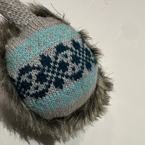 Gray and Blue Patterned knit adjustable Earmuffs - Picture 4 of 5
